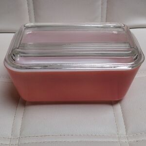 Pyrex Vintage 501 Rare Pink Refrigerator Leftovers Dish With Lid